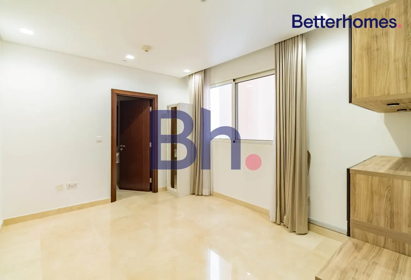 AMAZING TOWN HOUSE | 4 BEDROOMS + MAID | DUPLEX - Townhouse in Doha
