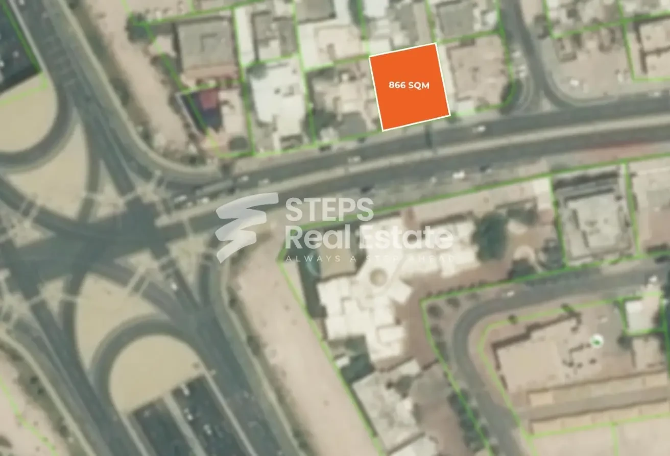 Buildable Residential Land of Old House for Sale - Labor Camp in Al Luqta