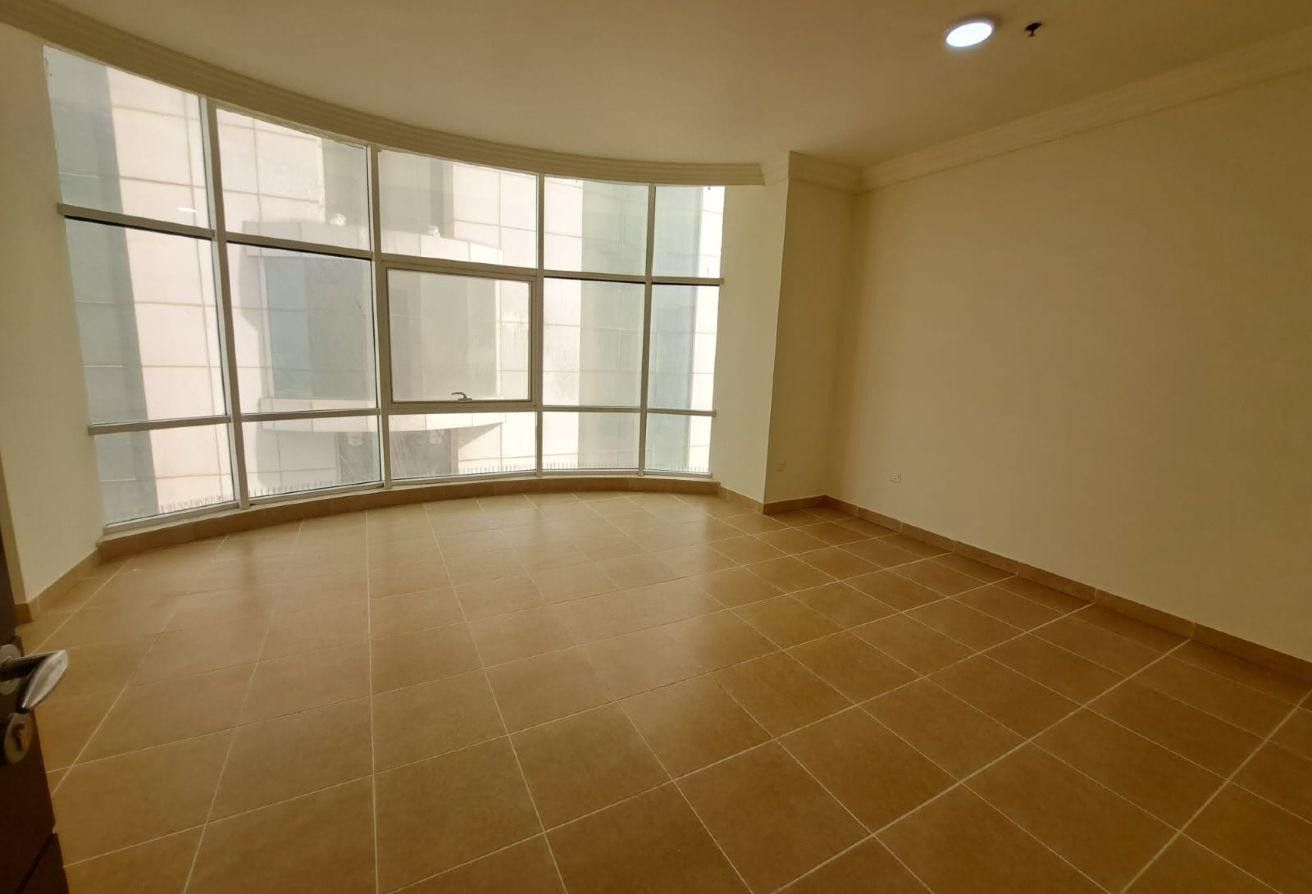 Available 2BHK Unfurnished Flat near Doha Corniche - Apartment in Salata