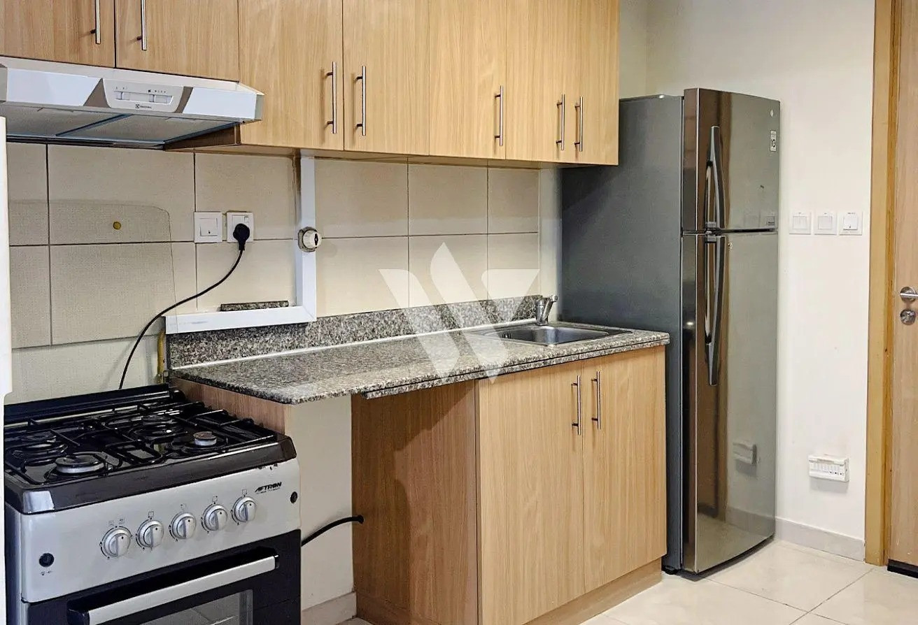 FREEHOLD STUDIO | PERMANENT RESIDENCY | WATERFRONT