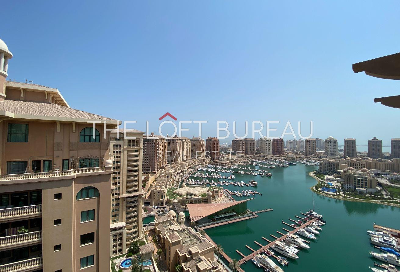 Fully Renovated Penthouse 4 BR plus Maid | Porto |