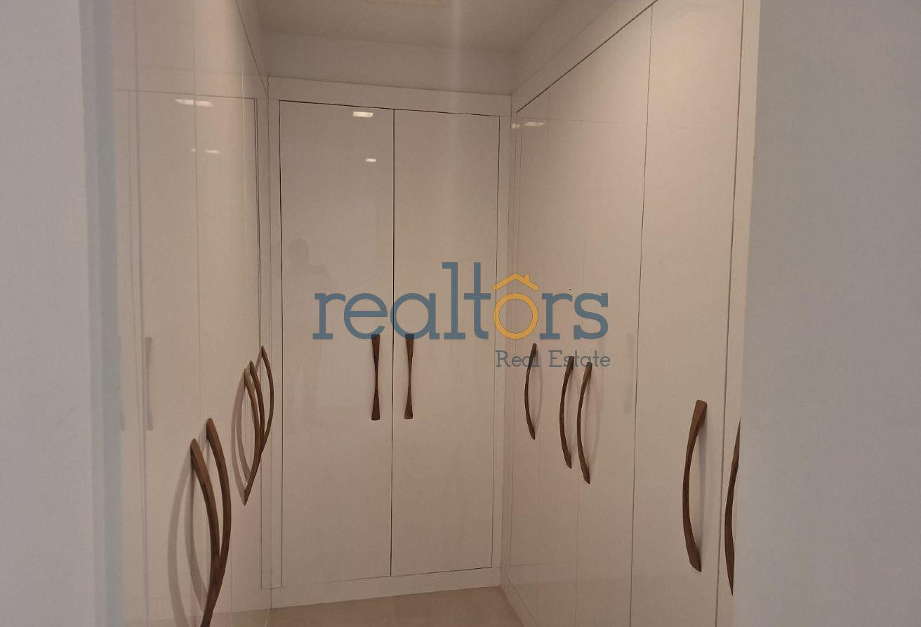 Elegant spacious studio unit in a luxury tower - Apartment in Al Mutahidah Tower