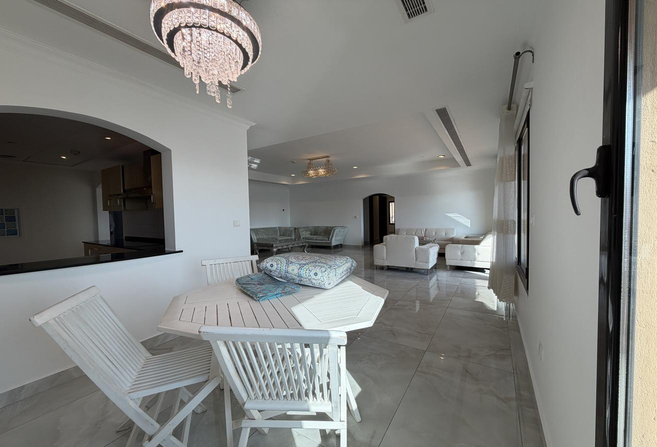 Marina View | Renovated 3BHK Semi-Furnished - Apartment in West Porto Drive