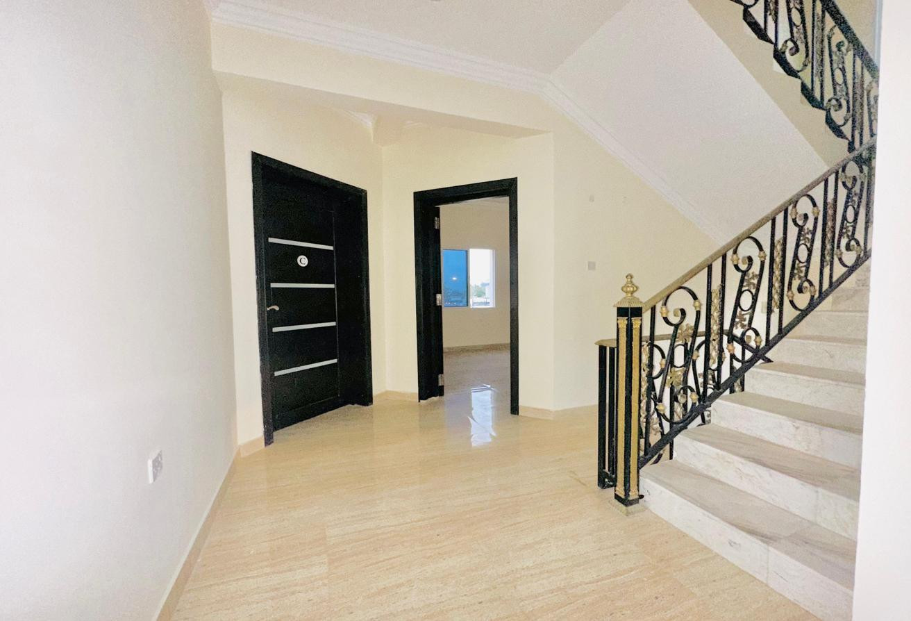 Spacious 6-Bedroom Villa in a Compound – Al Sakham - Villa in Al Sakhama