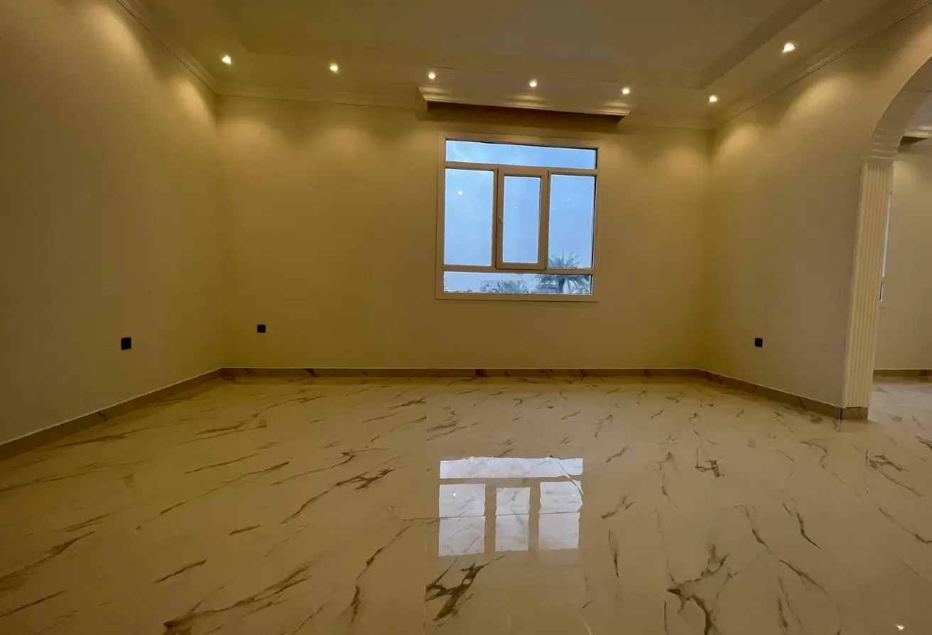 Lovely Brand New Villa With Modern Style In Duhail - Villa in Al Duhail