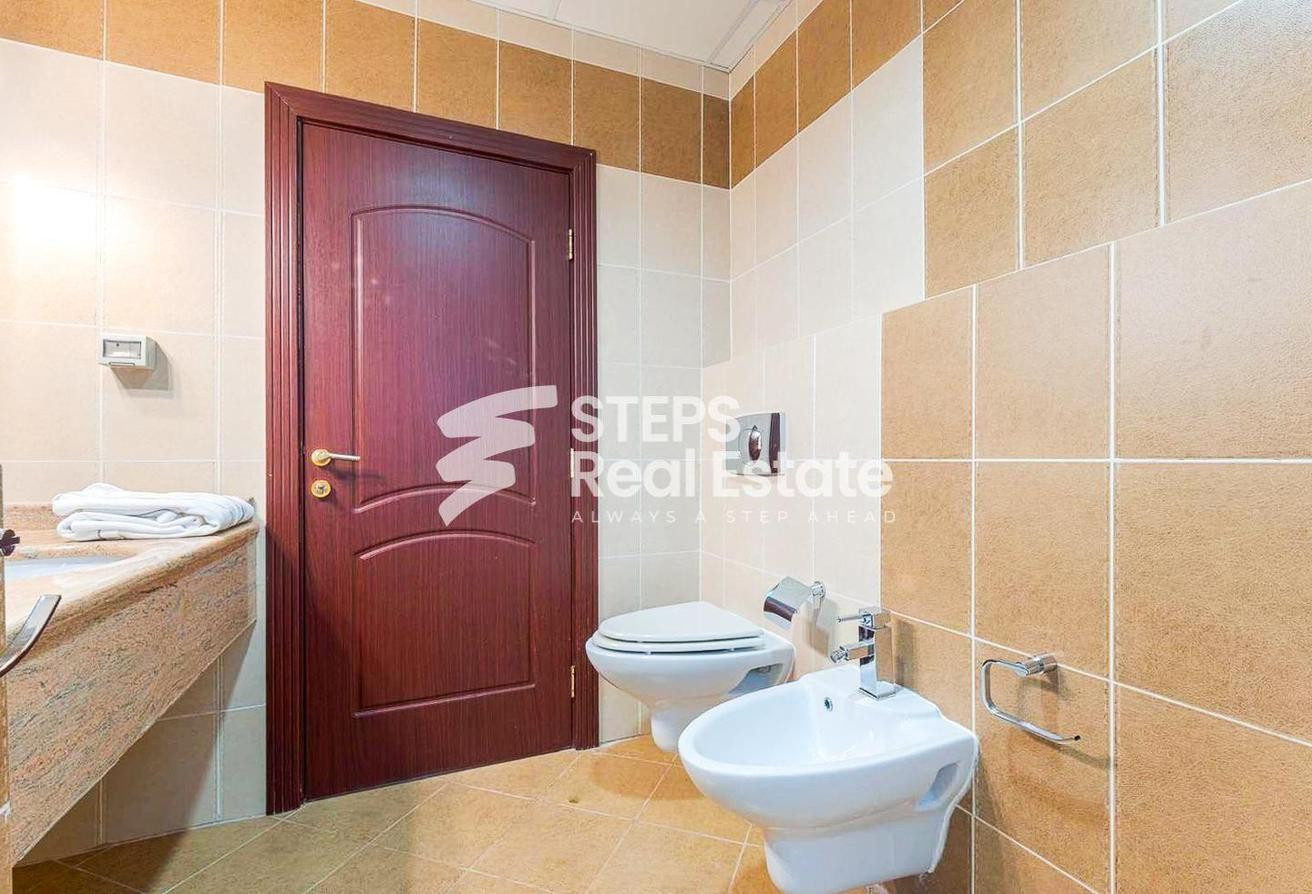Luxury Furnished 2 or 3 BHK Apartment - Apartment in Janayin Al Waab