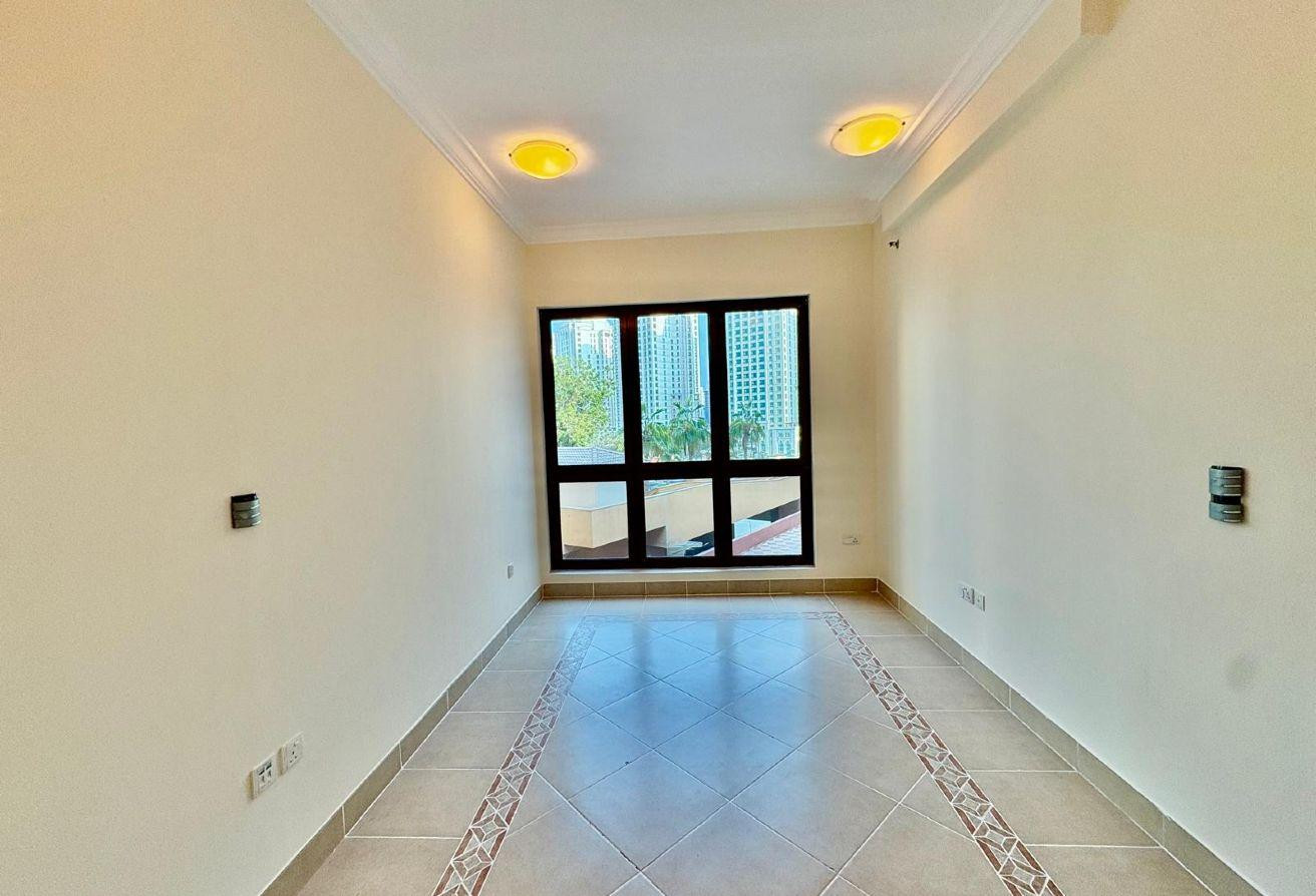 No Fees | Studio SF | Qatar Cool In | 3months free - Staff Accommodation in Medina Centrale