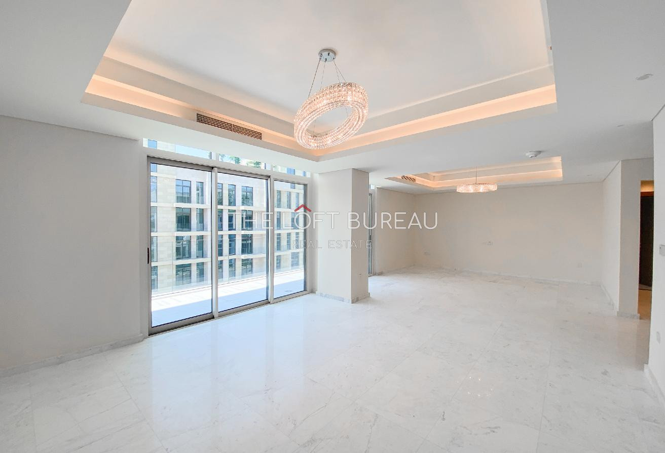 Elegant 4BR Duplex with Maid’s Room Private Lift - Duplex in Gewan Island