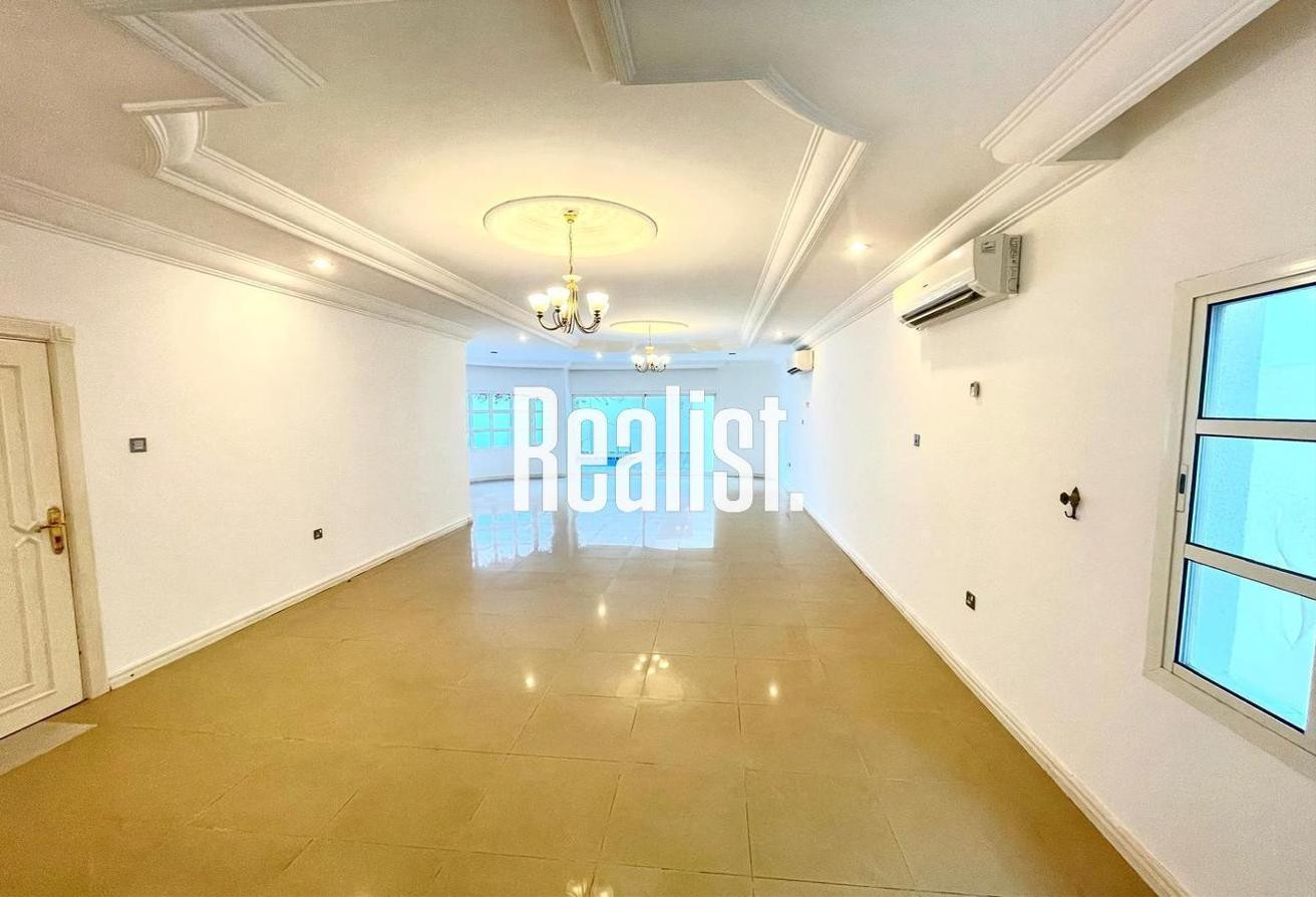 PRIVATE SWIMMING POOL STANDALONE 4+MAID VILLA - Villa in Dar Al Salam Villas