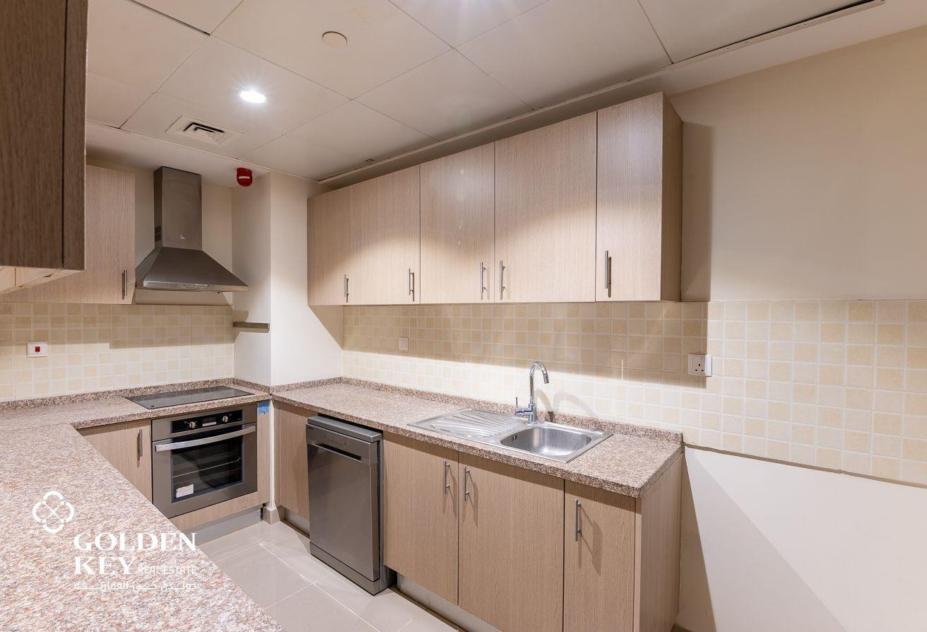 1 MONTH FREE! 1BHK plus Office | Porto Arabia - Apartment in West Porto Drive