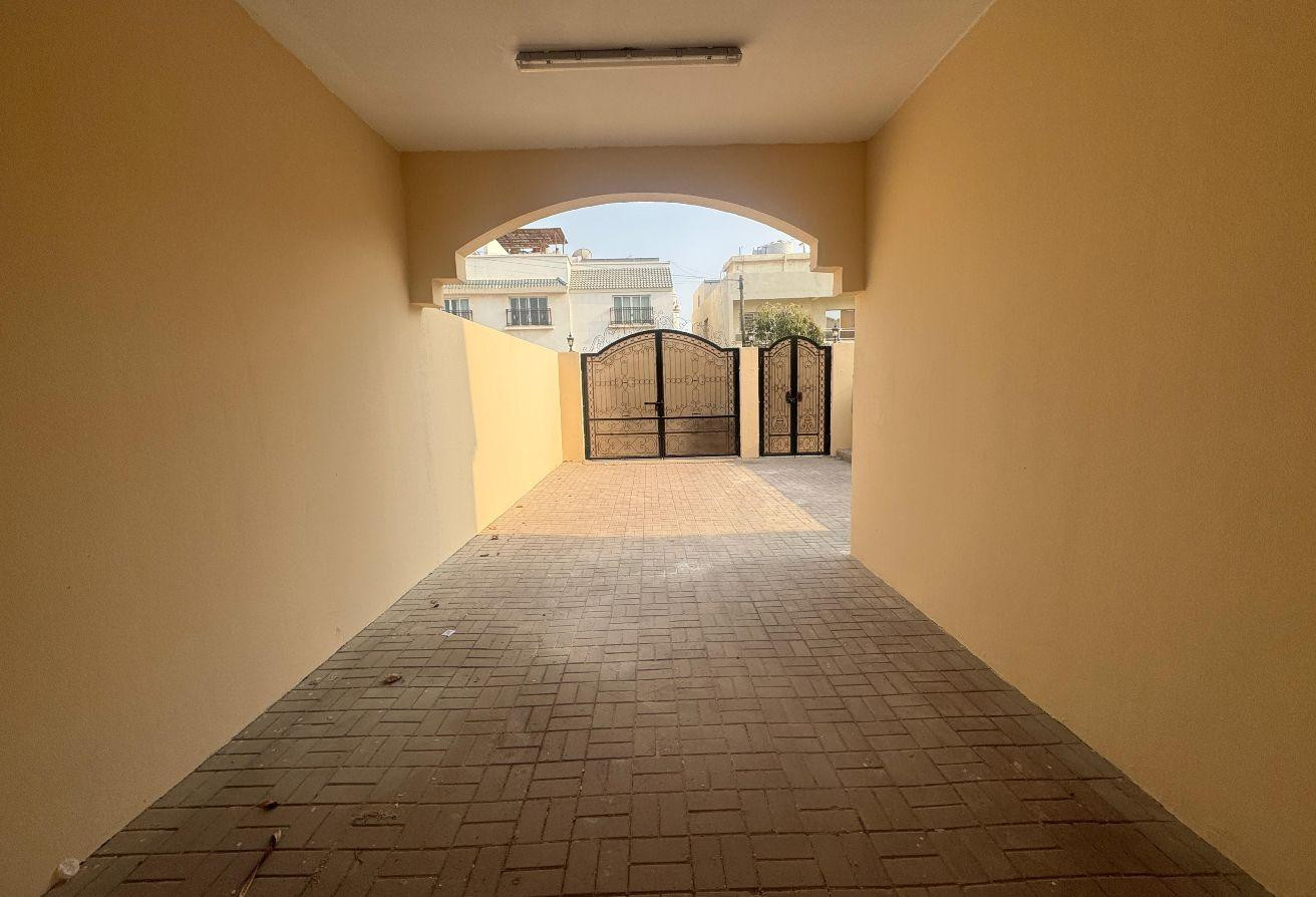3BHK UN-FURNISHED DUPLEX APARTMENT IN OLD-AIRPORT - Duplex in Old Airport Road