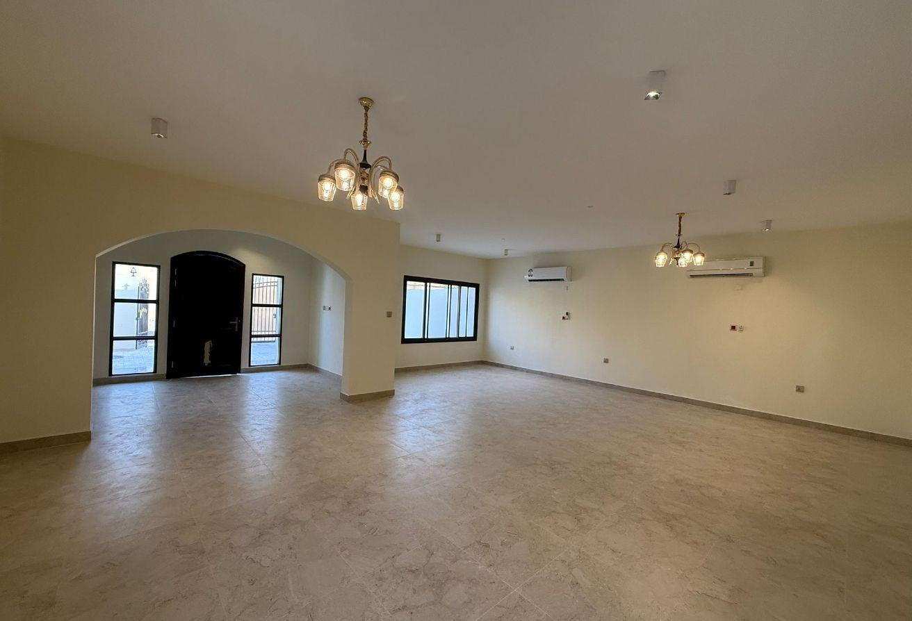 elegant 5-bedrooms plus maid villa in al Waab