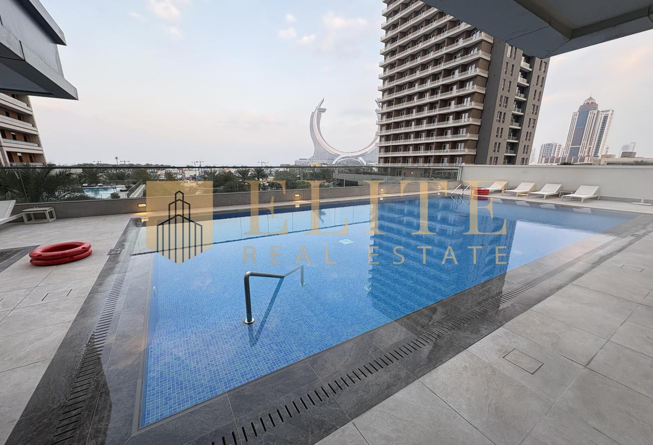 2BHK WITH FANTASTIC VIEW OF MARINA & SAUNA