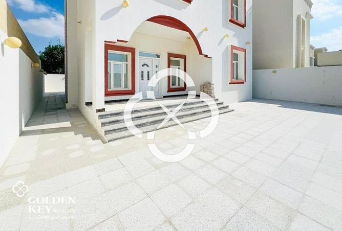Brand New Standalone Villa with Private Garden