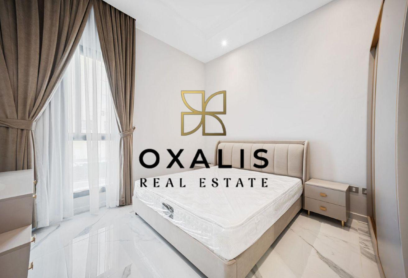 MODERN AND STUNNING 2 BHK FURNISHED | POOL ACCESS - Apartment in Piazza 2