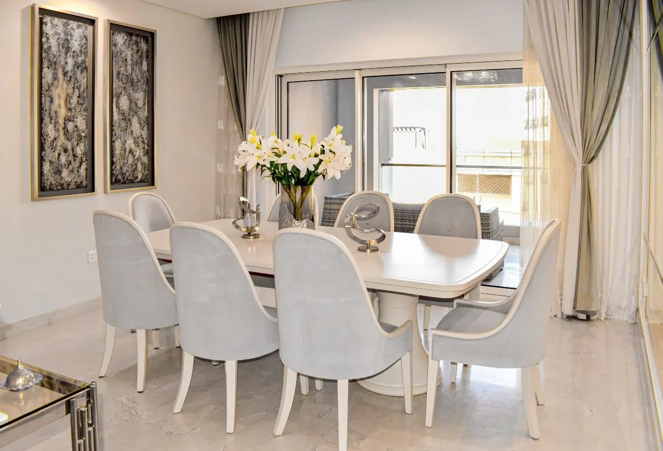 SPACIOUS 3 BHK FOR RENT | FF | BALCONY - Apartment in Doha