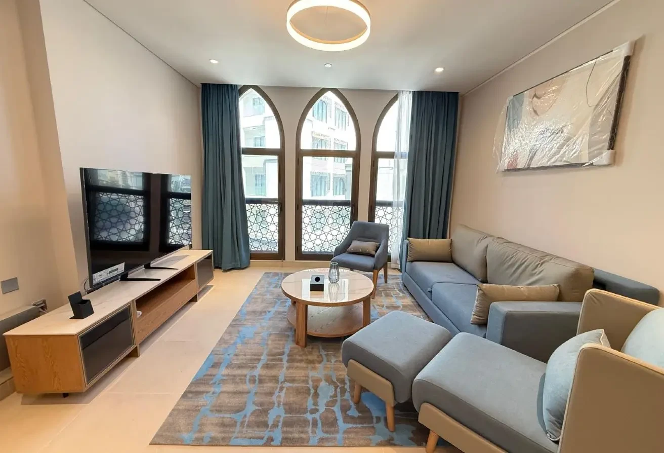 Stylish 1BR Furnished with Balcony NO COMMISSION - Apartment in La Plage South