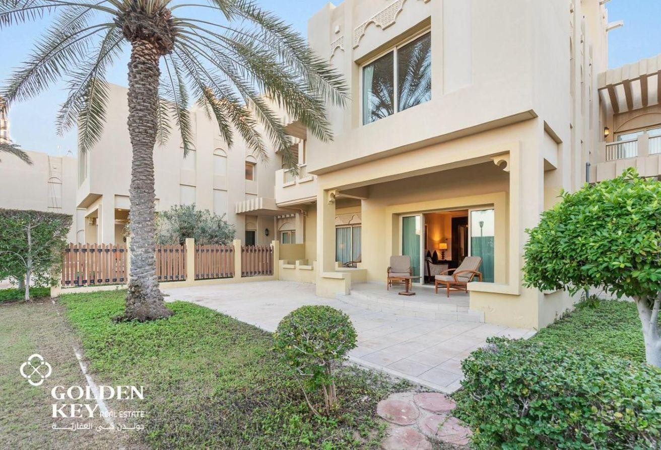Bills included | Luxurious 4BR + Maid Villa | FF - Villa in Hilton Doha The Pearl Residences