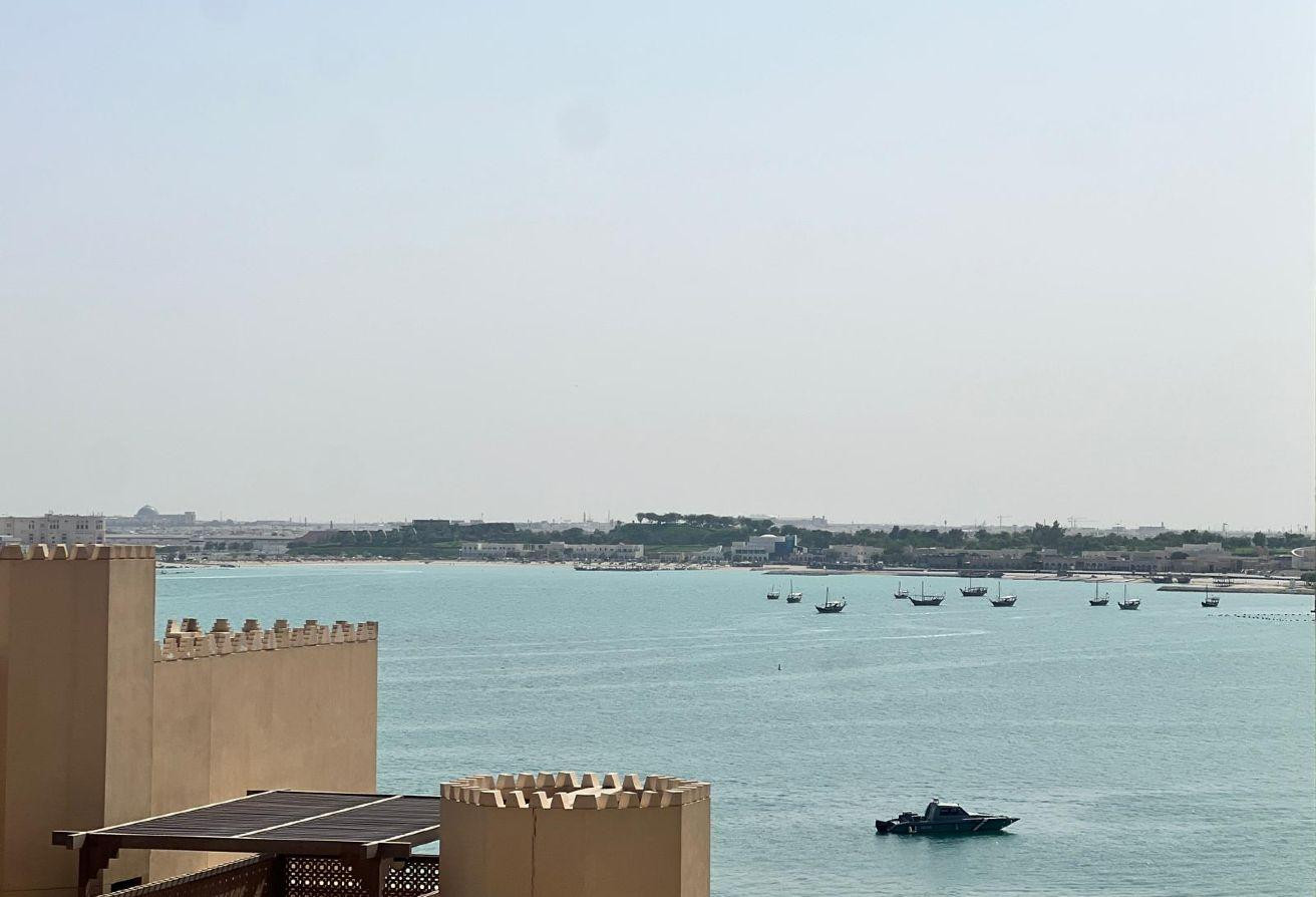 FOR SALE! SPACIOUS 2 BEDROOM-S/F-WITH TITLE DEEDS - Apartment in Tower 31