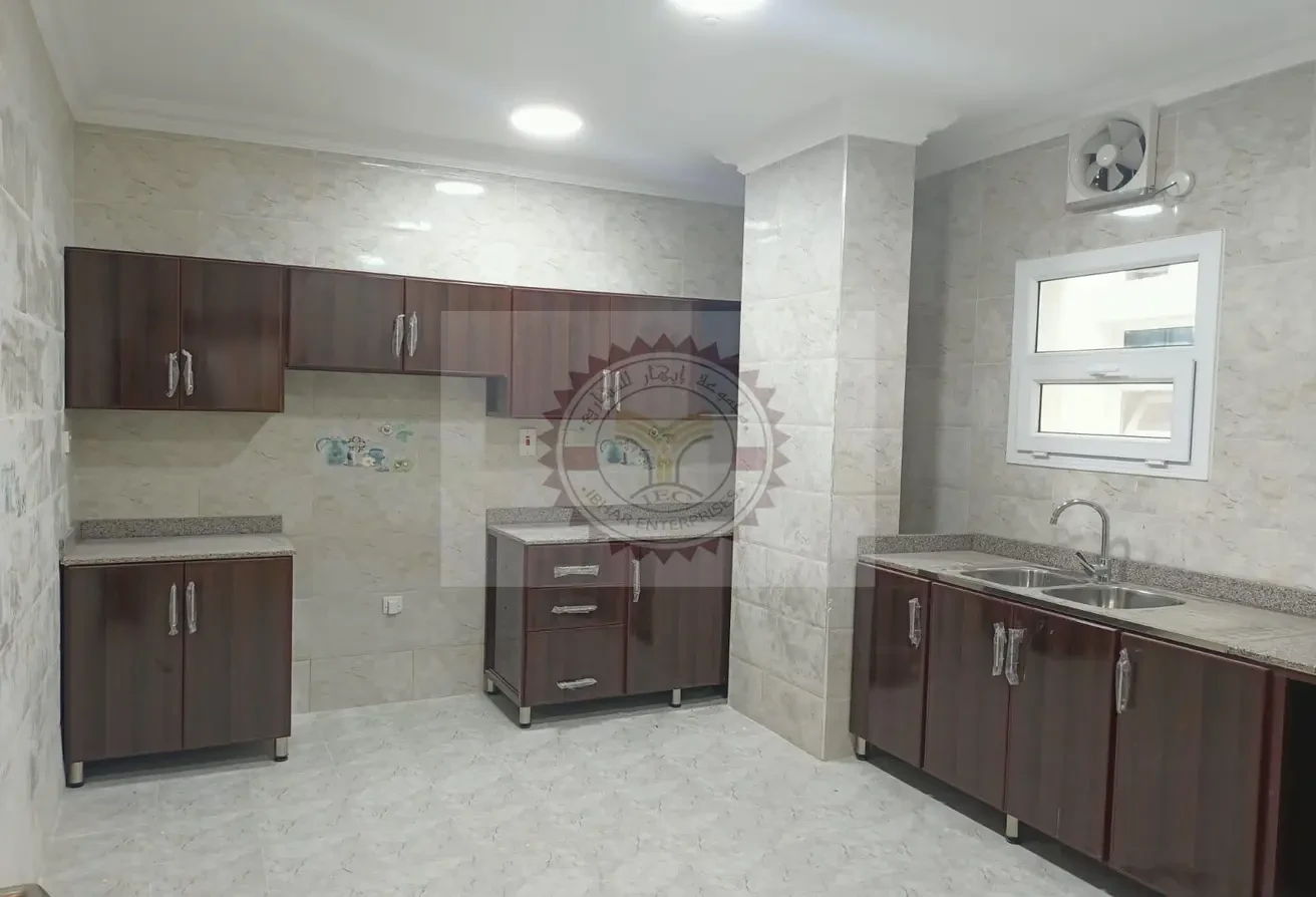 2 bhk unfurnished flat Start from 3800 - Apartment in Al Wakair