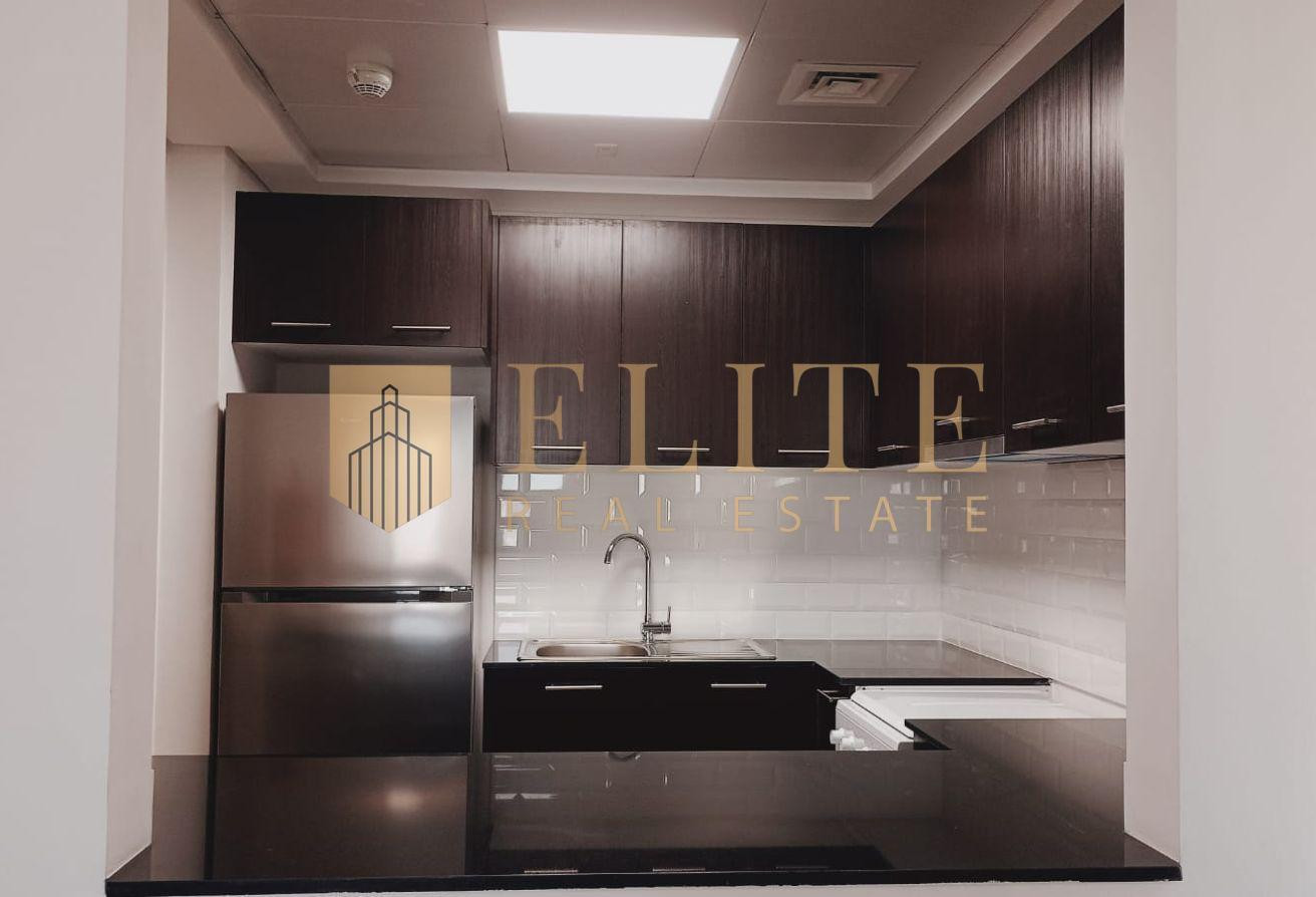 LUXURY FIRST RESIDENCE APARTMENT - Apartment in Bu Hamour Street