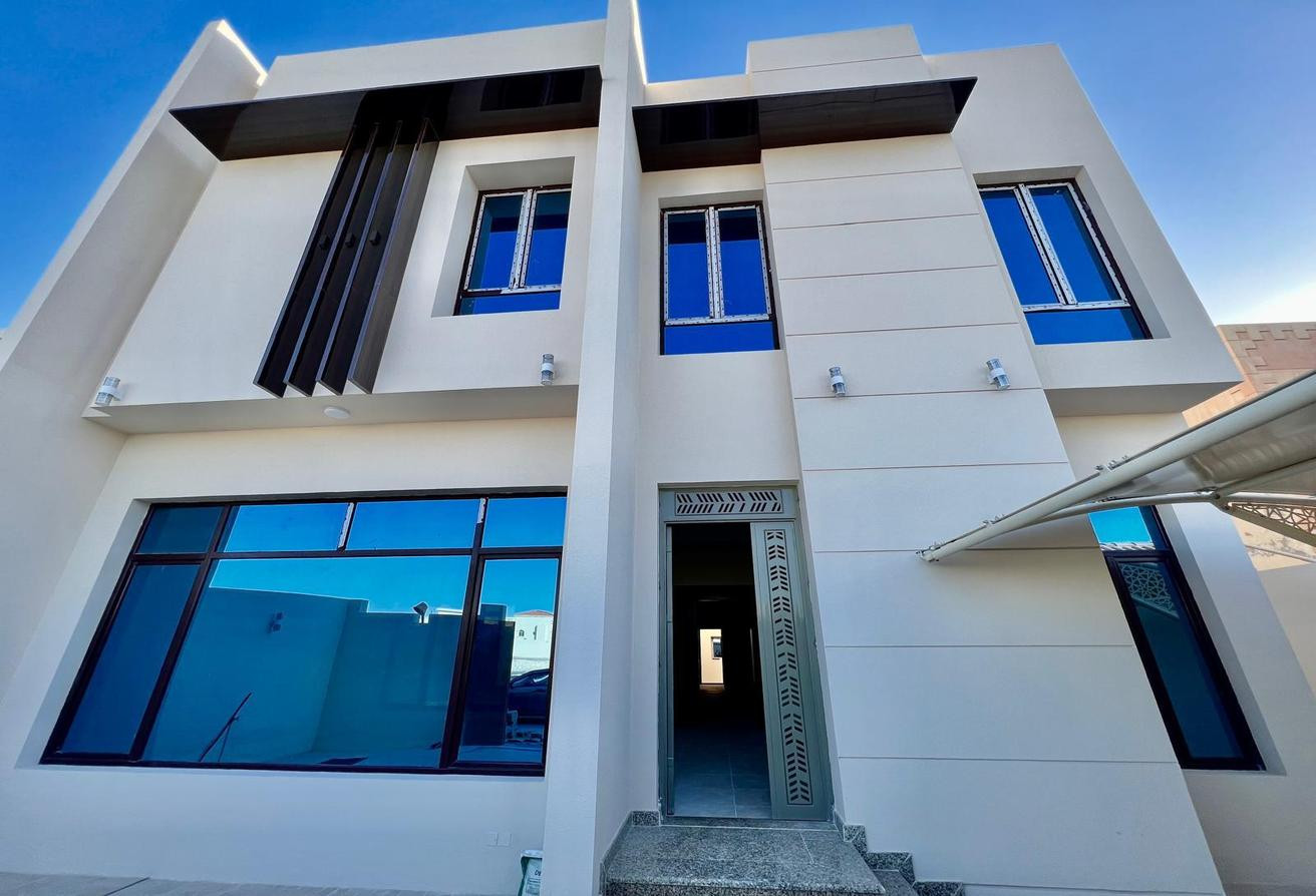 brand new villa_7 bedrooms_al maamoura - Apartment in Al Maamoura