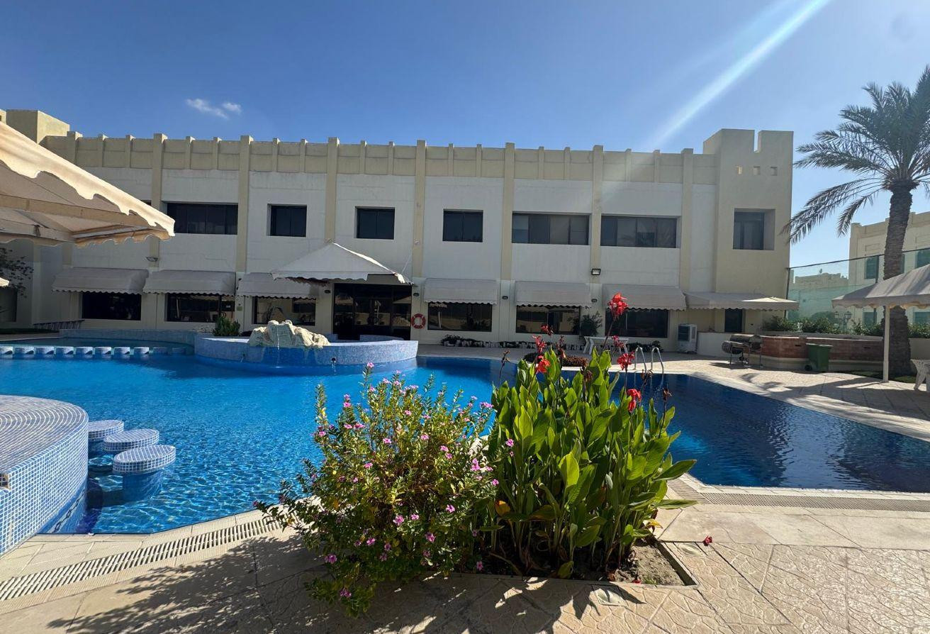 Fabulous 4BR + Maid Villa Compound | No Commission - Compound Villa in Bin Omran 35