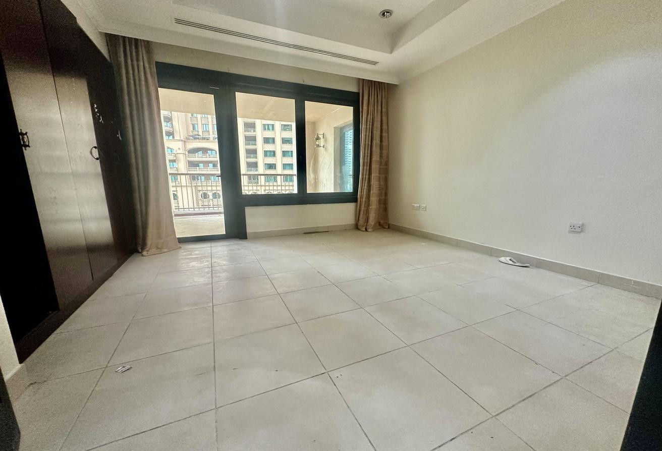 Affordable 2BHK | Nice Tower | Porto Arabia - Apartment in Two Porto Arabia