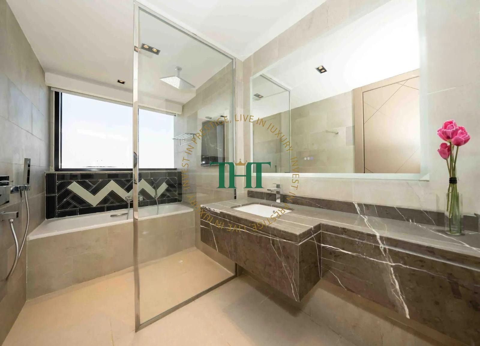 Stunning | 3BHK | FF | Including Bills - Apartment in Al Khareej 1