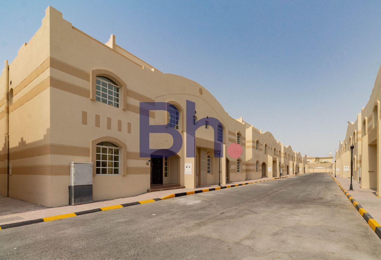 UF | 5 BEDROOMS | READY FOR MOVE IN - Villa in Ain Khaled
