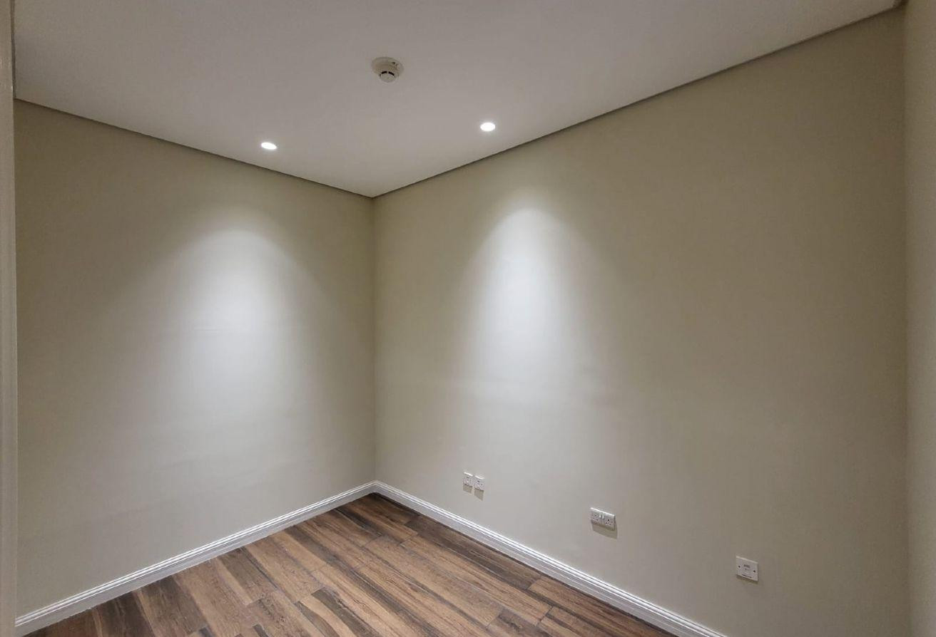 Spacious 1 Bedroom + Office | FF | Including Bills - Apartment in Floresta Gardens