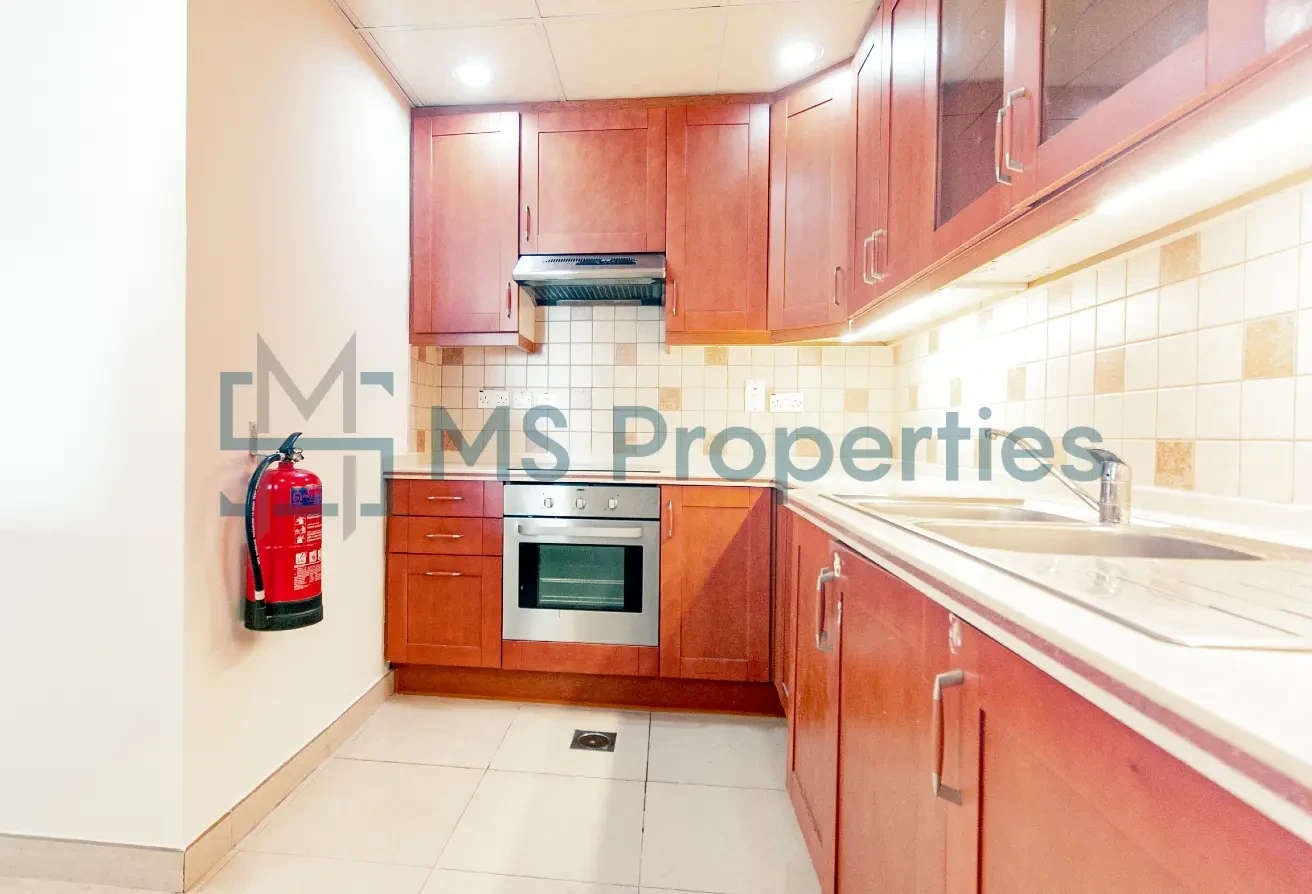 Light Filled 1BHK Apartment | High Floor - Apartment in Doha