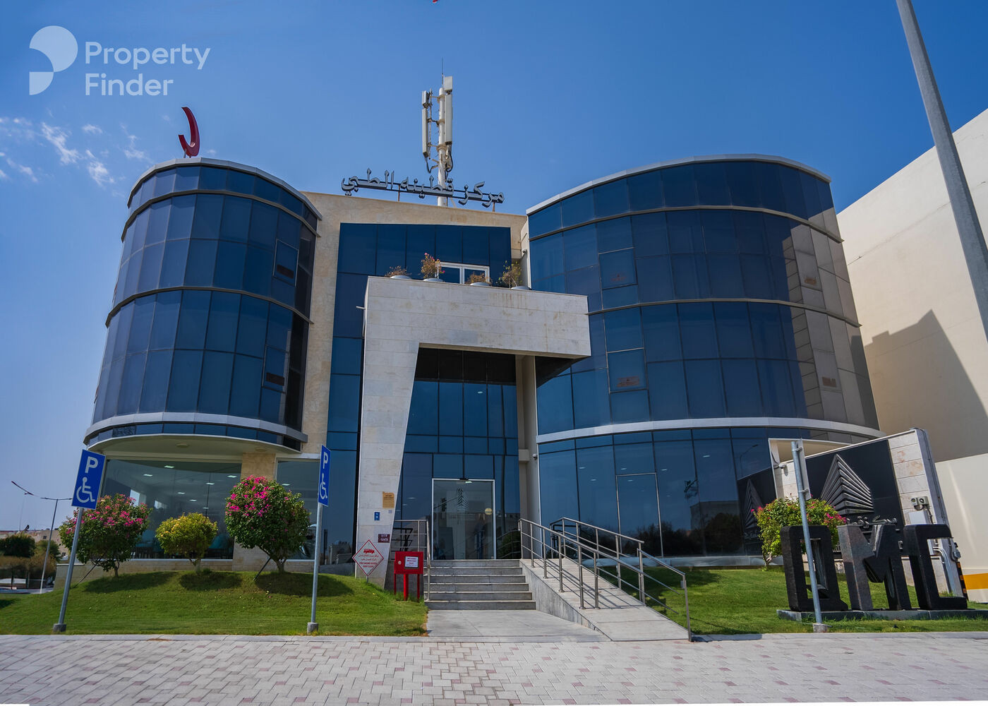 LIMITED OFFER! | FURNISHED 2-BDR | 1 MONTH FREE - Apartment in Al Najda Street