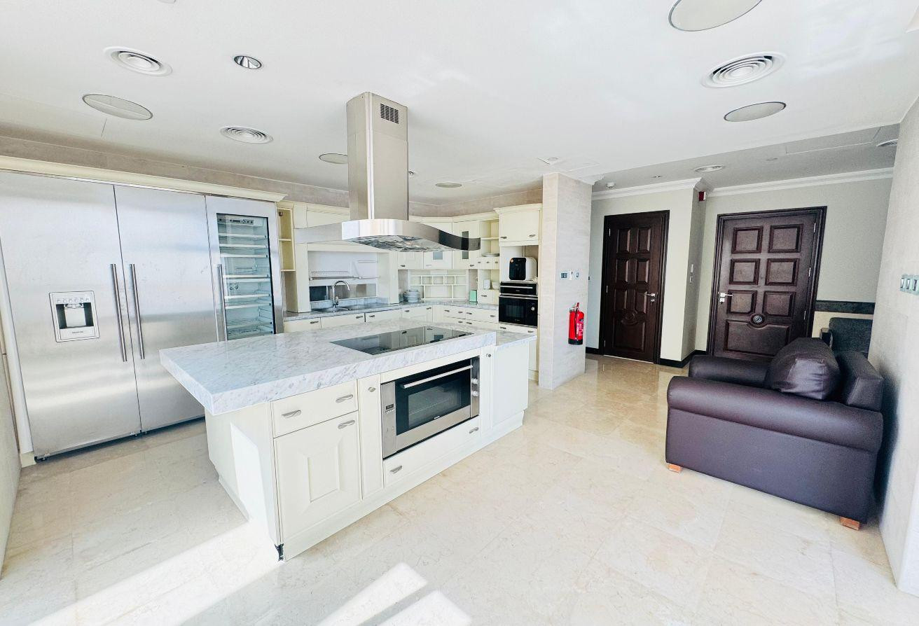 BILLS FREE | AMAZING PENTHOUSE | 7 BEDROOMS + MAID - Penthouse in Viva West