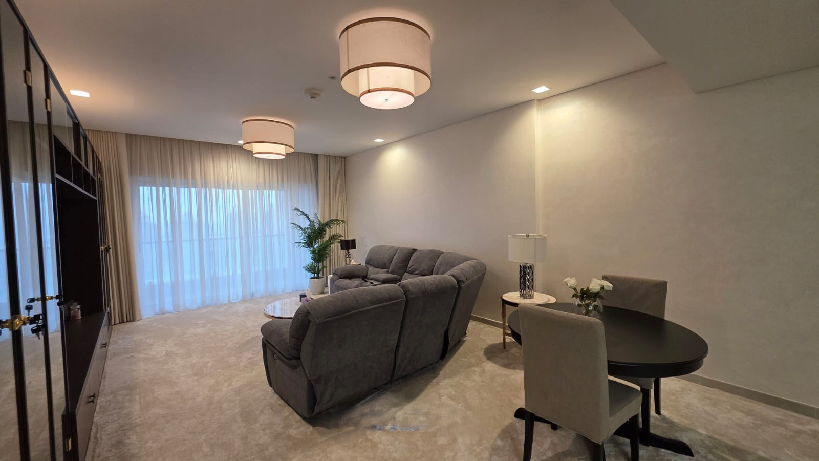 Elegant |1BHK | FF | With Balcony | Sea View - Apartment in Viva West