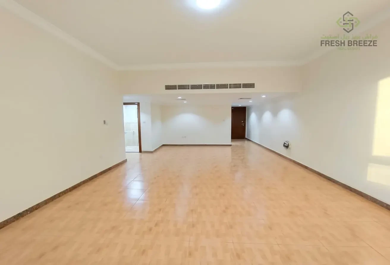 SPACIOUS 3BHK UNFURNISHED || BRAND NEW BUILDING - Apartment in West Porto Drive
