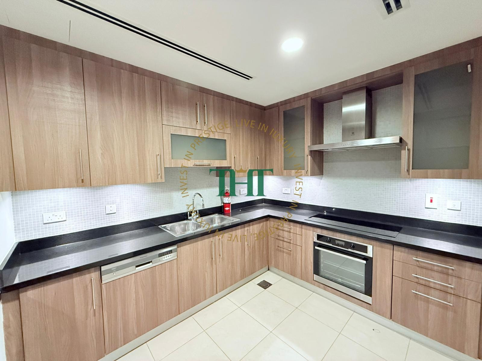 Spacious | 2BHK | SF | Including Bills | 1 Month Free | Sea View | Balcony - Apartment in Viva Bahriya