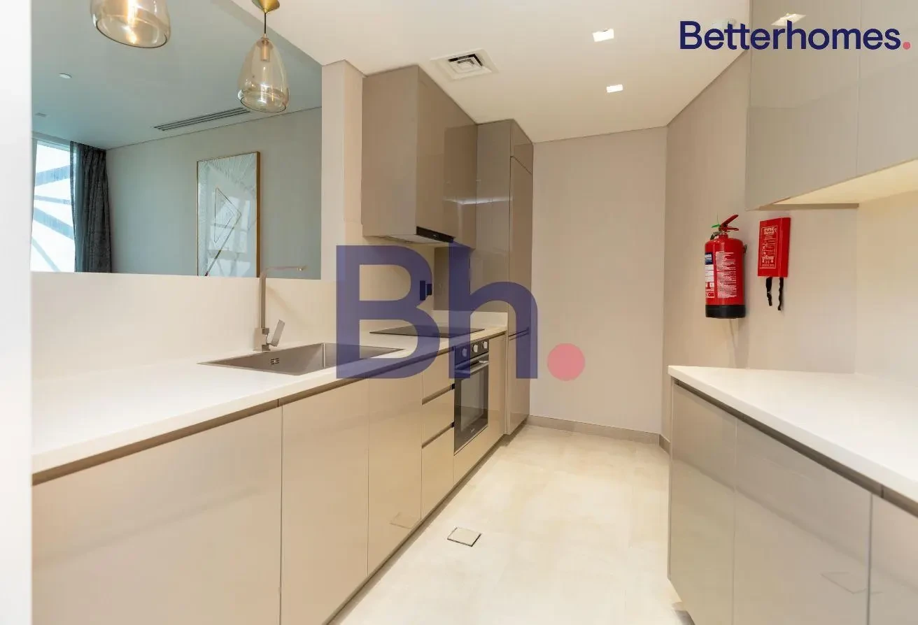 READY TO MOVE IN | 1 BEDROOM | CONTEMPORARY STYLE - Apartment in West Bay