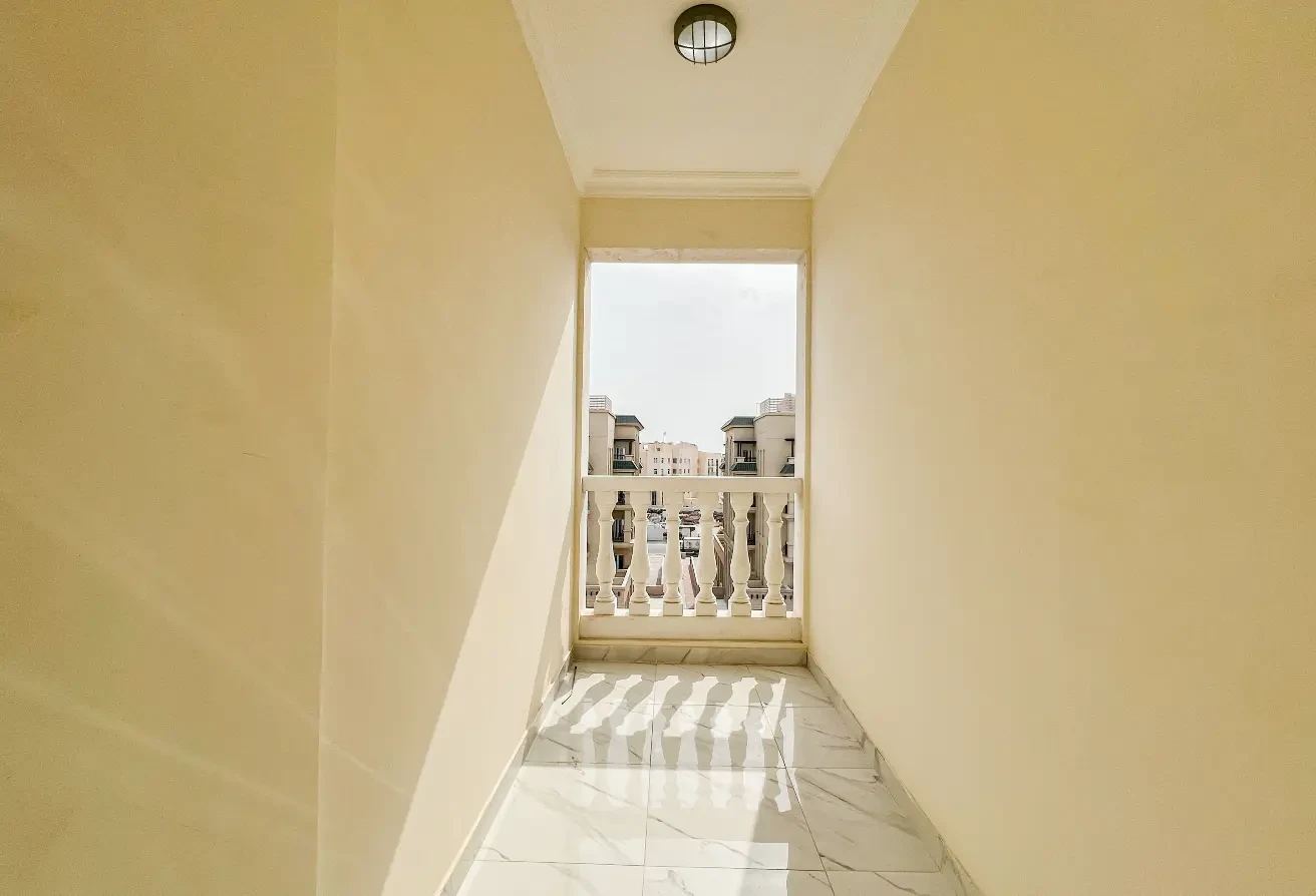 Bright 3BHK Apartment For rent | UF | Balcony - Apartment in Fox Hills