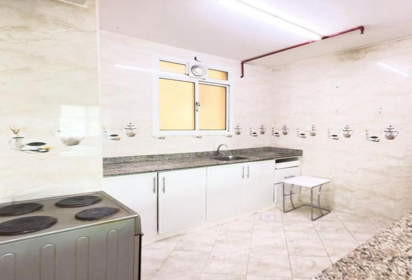 LIMITED OFFER FOR 2 BHK UNFURNISHED | WITH BALCONY - Apartment in Musheireb