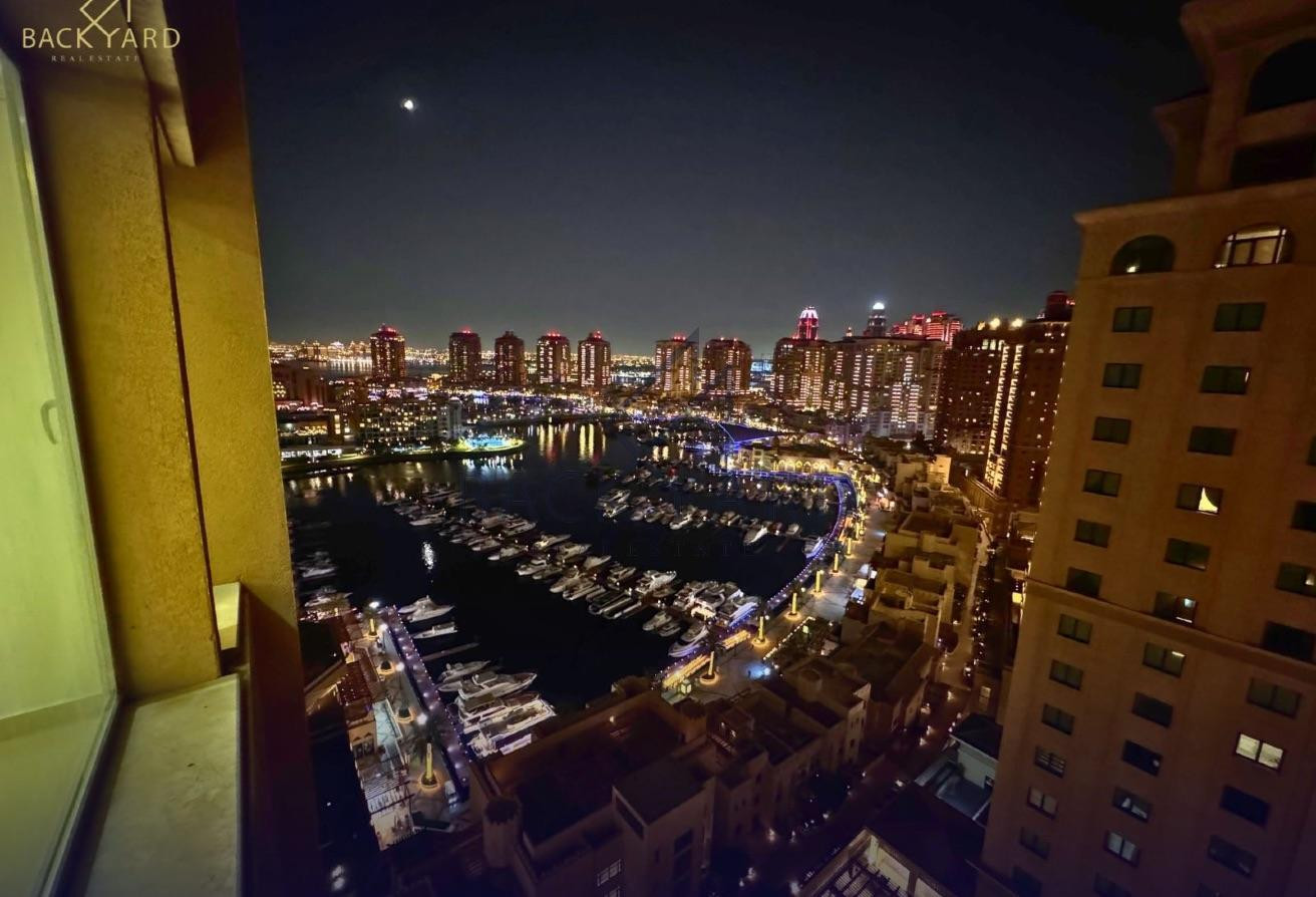 Modern 2BR Apartment in The Pearl – Prime Locatioر