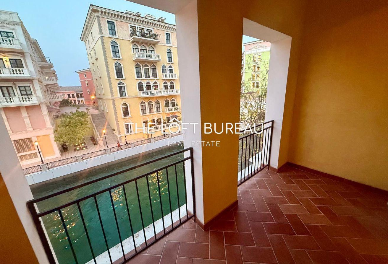 TRIPLEX AT THE CANAL-POOL-GYM ACCESS-BEACH-TERRACE - Townhouse in Murano