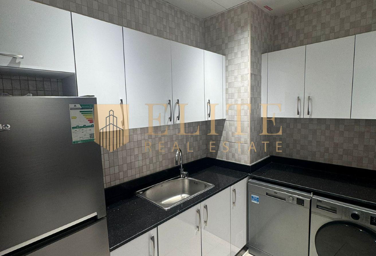 2BR Apartment with Balcony | The Pearl - Apartment in Pearl Garden