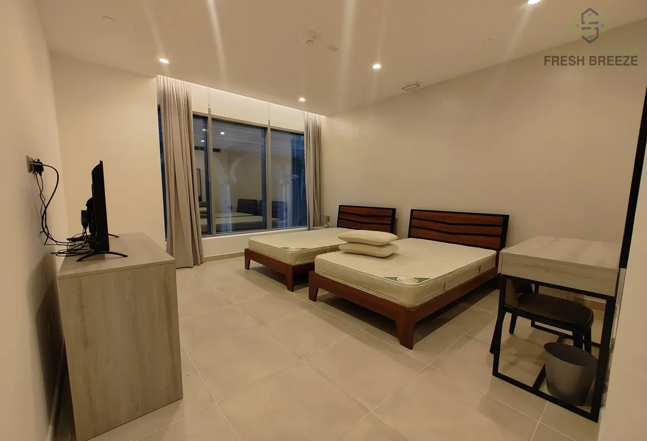 Fully Furnished 2BHK Including Bills Cornish - Apartment in Corniche Road