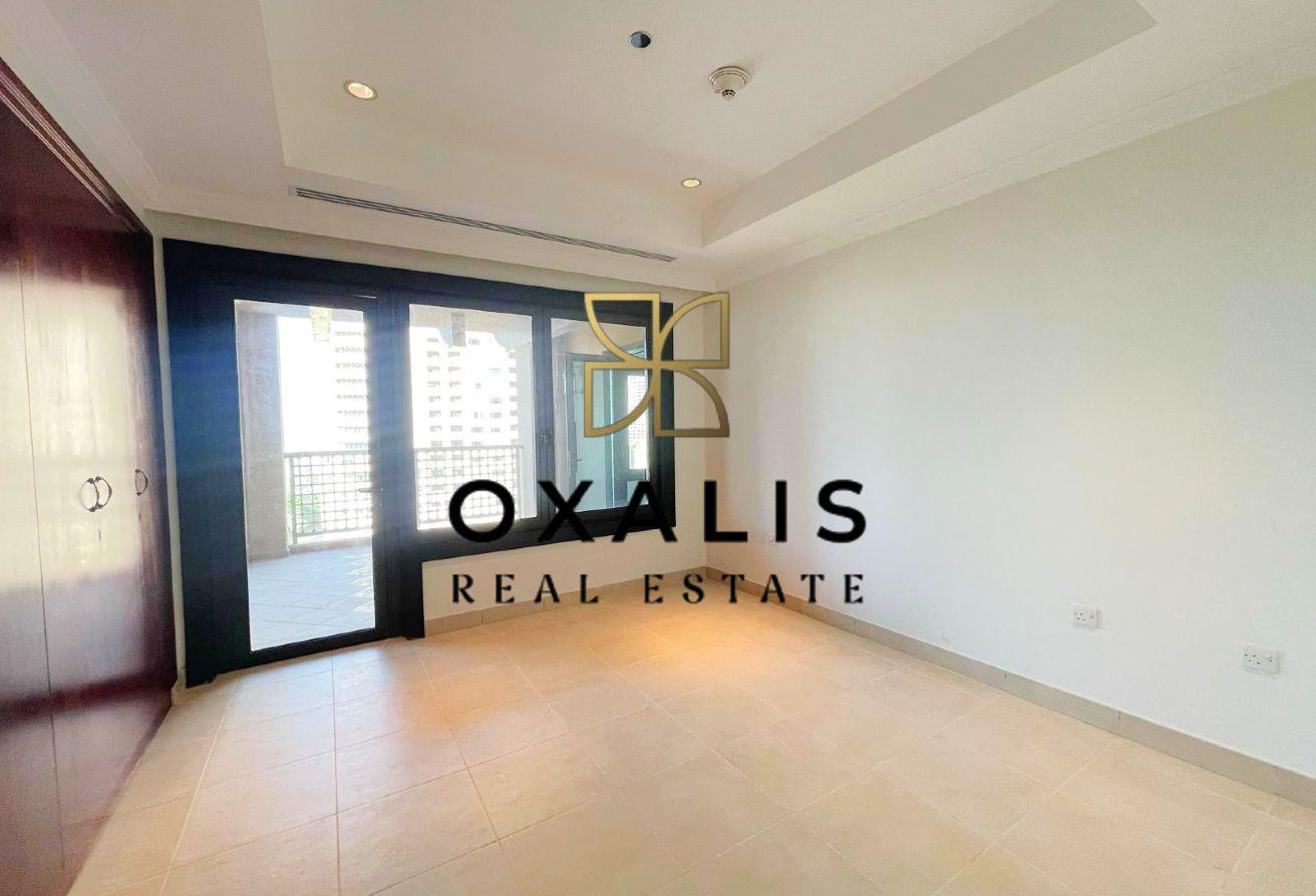 SPACIOUS 2 BEDROOMS SEMI FURNISHED | BIG BALCONY