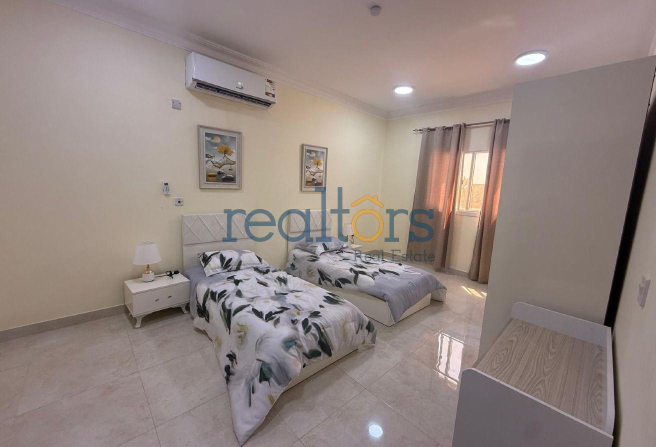 Elegant 6 BR Villa in Sakhama For Sale - Compound in Al Sakhama