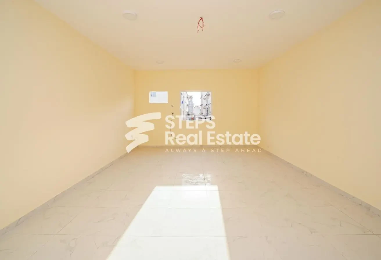 Good-quality 47 Rooms in Umm Salal for Rent - Labor Camp in Doha
