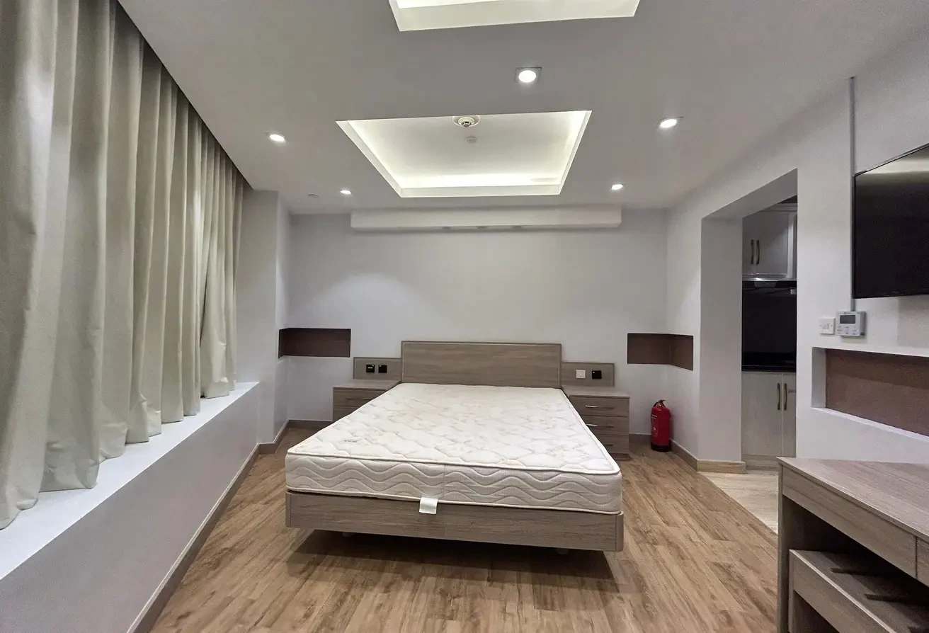 SPACIOUS FURNISHED STUDIO 2 MONTHS FREE NEAR MERTO - Studio Apartment in Regency Residence Al Sadd