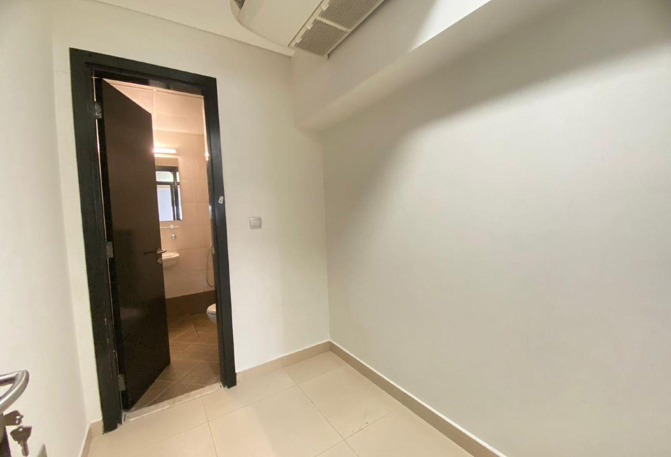 BIG SPACE, GREAT PRICE – 3BHK APT W/BALCONY - Villa in Lusail City