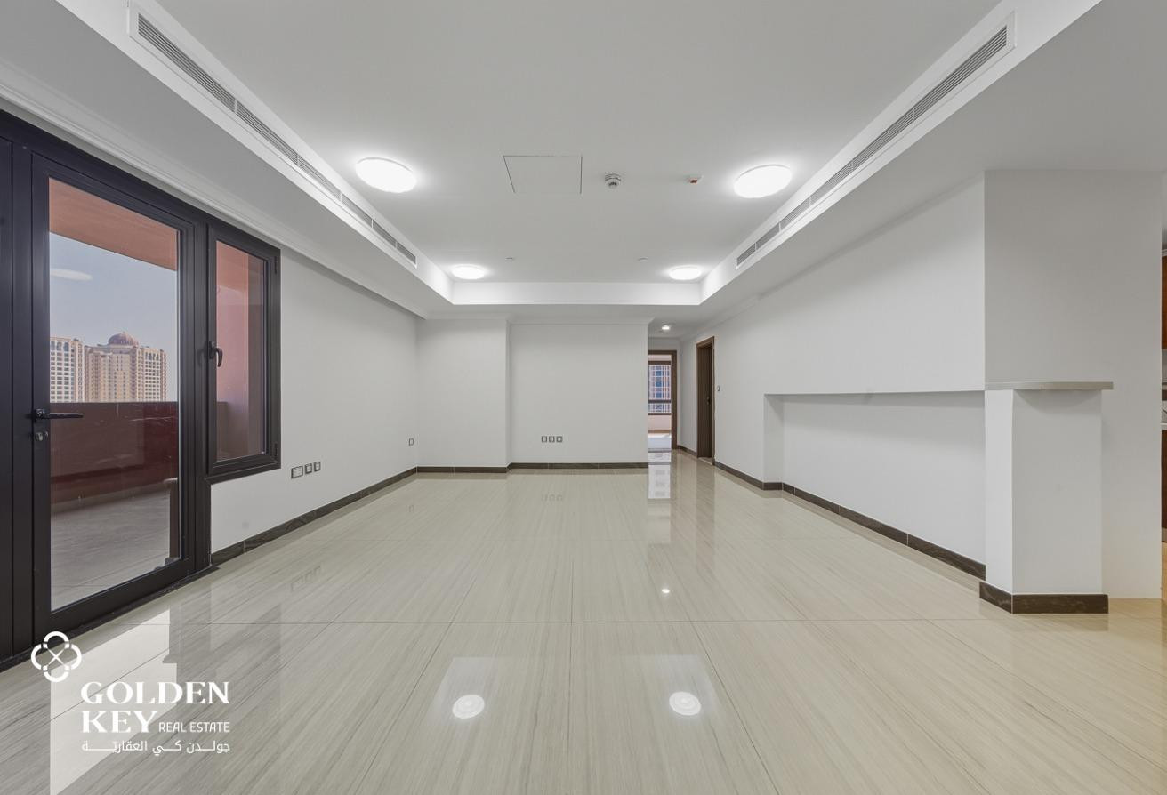 Open Layout | SF-2BR with Balcony | Porto Arabia - Apartment in West Porto Drive